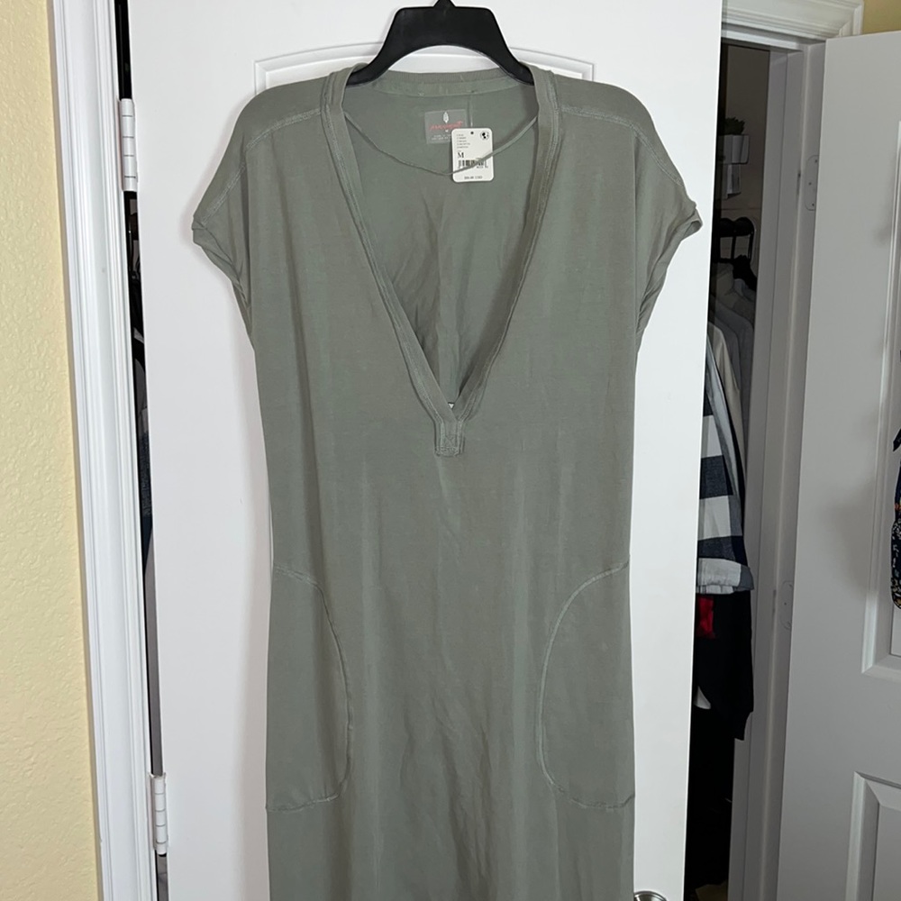 NWT FP Mvmnt V-neck Hot Shot Onesie